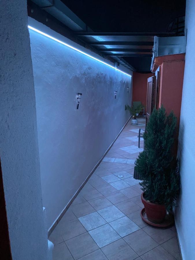 Apartman Royal Slavonski Brod Exterior foto